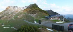 Archived image Webcam Top station of Reckmoos chairlift 00:00