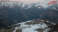 Archived image Webcam Obertilliach - Slopes Golzentipp 19:00