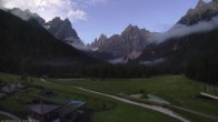 Archived image Webcam Dolomitenhof Sexten - Cross-Country Skiing Trail 06:00