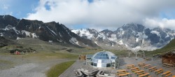 Archiv Foto Webcam Skigebiet Sulden: Panoramakamera Madritschhütte 07:00