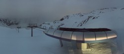 Archived image Webcam Sulden Ski Resort: Chair Lift Madritsch 03:00