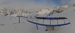 Archived image Webcam Sulden Ski Resort: Chair Lift Madritsch 07:00