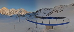 Archived image Webcam Sulden Ski Resort: Chair Lift Madritsch 06:00