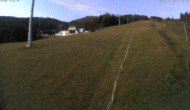 Archived image Webcam Mid station of the Tauern Seilbahn (1381m) 03:00
