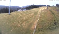 Archived image Webcam Mid station of the Tauern Seilbahn (1381m) 06:00