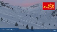 Archived image Webcam Wimbach Express Gondola - Hochzillertal 07:00