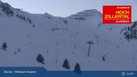 Archived image Webcam Wimbach Express Gondola - Hochzillertal 00:00