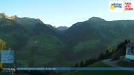 Archiv Foto Webcam Seilbahnen Sonntag: Bergstation Pendelbahn 06:00