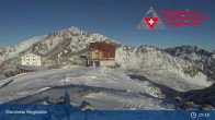 Archiv Foto Webcam Diavolezza: Berghaus und Bergstation 08:00