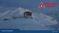 Archiv Foto Webcam Diavolezza: Berghaus und Bergstation 06:00