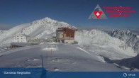 Archiv Foto Webcam Diavolezza: Berghaus und Bergstation 08:00