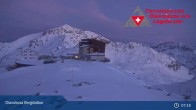 Archiv Foto Webcam Diavolezza: Berghaus und Bergstation 06:00