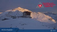 Archiv Foto Webcam Diavolezza: Berghaus und Bergstation 07:00