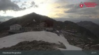 Archiv Foto Webcam Diavolezza: Berghaus und Bergstation 20:00