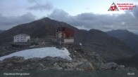 Archiv Foto Webcam Diavolezza: Berghaus und Bergstation 04:00