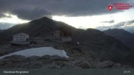 Archived image Webcam Diavolezza - Top station 00:00
