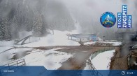 Archived image Webcam Lermoos - Hochmoos Express Lift Top Station 14:00