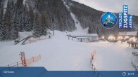 Archived image Webcam Lermoos - Hochmoos Express Lift Top Station 00:00