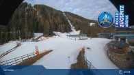 Archived image Webcam Lermoos - Hochmoos Express Lift Top Station 06:00