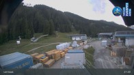 Archived image Webcam Lermoos - Hochmoos Express Lift Top Station 00:00