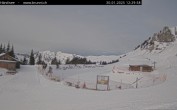 Archived image Webcam Engelberg: Lake Härzlisee & mountain restaurant Kräuterhütte 11:00