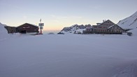 Archived image Webcam Jochpass (2.207 m) in Engelberg/Titlis 07:00