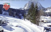 Archived image Webcam Brunni - View towards Mythen 09:00