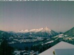 Archived image Webcam View of Thunsersee, Niesen mountain (2362m) and Kander valley 06:00