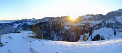 Archiv Foto Webcam Ebenalp: Panoramablick Bergstation 07:00