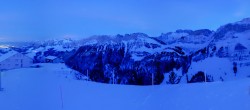 Archiv Foto Webcam Ebenalp: Panoramablick Bergstation 17:00