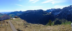 Archiv Foto Webcam Ebenalp: Panoramablick Bergstation 04:00