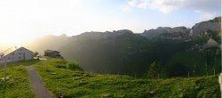 Archiv Foto Webcam Ebenalp: Panoramablick Bergstation 05:00