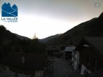Archived image Webcam 4 Vallées: Hotel La Vallée 05:00
