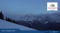 Archived image Webcam Sextner Dolomites Skiing Mountain Helm 00:00