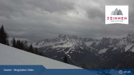 Archiv Foto Webcam 3 Zinnen Dolomiten: Sexten Bergstation Helm 08:00