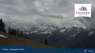 Archiv Foto Webcam 3 Zinnen Dolomiten: Sexten Bergstation Helm 16:00