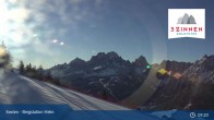 Archiv Foto Webcam 3 Zinnen Dolomiten: Sexten Bergstation Helm 08:00