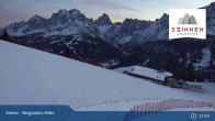 Archiv Foto Webcam 3 Zinnen Dolomiten: Sexten Bergstation Helm 02:00