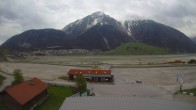Archiv Foto Webcam Schöneben: Talstation der Bergbahn mit Blick auf Reschensee und Dorf Reschen 09:00