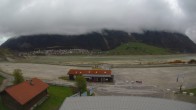 Archiv Foto Webcam Schöneben: Talstation der Bergbahn mit Blick auf Reschensee und Dorf Reschen 07:00