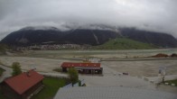 Archiv Foto Webcam Schöneben: Talstation der Bergbahn mit Blick auf Reschensee und Dorf Reschen 05:00