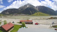 Archiv Foto Webcam Schöneben: Talstation der Bergbahn mit Blick auf Reschensee und Dorf Reschen 11:00