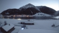 Archiv Foto Webcam Schöneben: Talstation der Bergbahn mit Blick auf Reschensee und Dorf Reschen 06:00