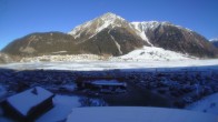 Archiv Foto Webcam Schöneben: Talstation der Bergbahn mit Blick auf Reschensee und Dorf Reschen 13:00