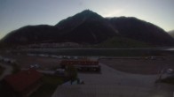 Archiv Foto Webcam Schöneben: Talstation der Bergbahn mit Blick auf Reschensee und Dorf Reschen 06:00