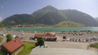 Archiv Foto Webcam Schöneben: Talstation der Bergbahn mit Blick auf Reschensee und Dorf Reschen 09:00