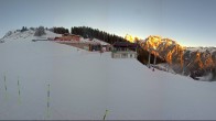 Archiv Foto Webcam Ladurns: Bergstation Kabinenbahn 07:00