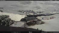 Archived image Webcam Fassatal - Moena - mountainstation of the gondola "Valbona le Cune" 13:00
