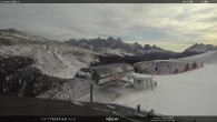 Archived image Webcam Fassatal - Moena - mountainstation of the gondola "Valbona le Cune" 11:00