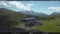 Archiv Foto Webcam Fassatal - Moena - Ankunft der Gondelbahn "Valbona le Cune" 11:00
